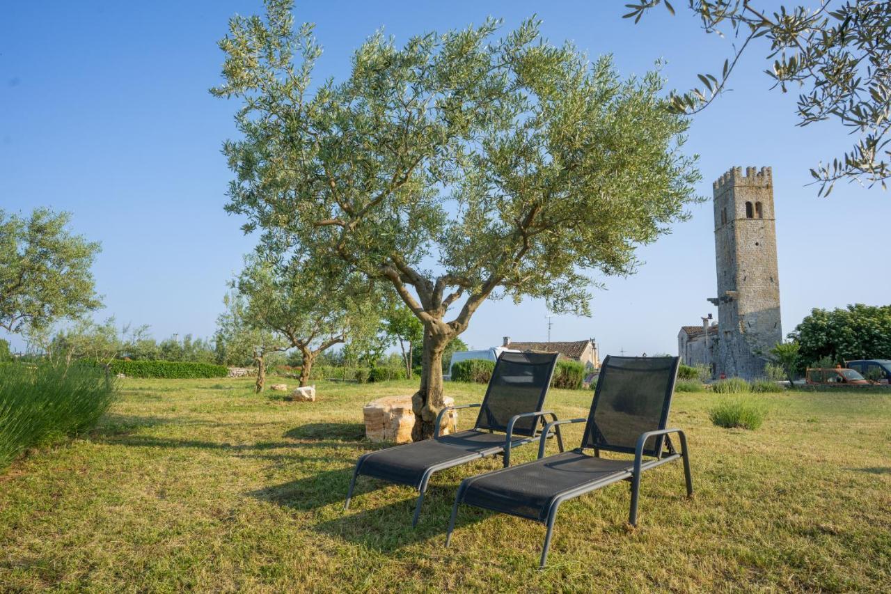 Lavanda Apartments & Room Sveti Lovreč Pazenatički Eksteriør billede